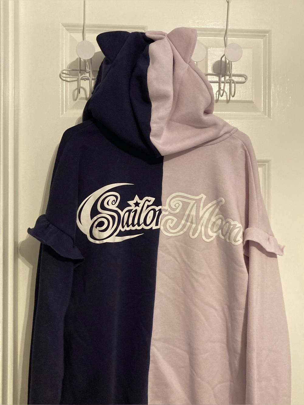 Sailor Moon Luna and Artemis Colorblock Hoodie - Picture 5 of 5